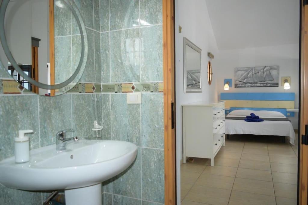 Casita Montana Clara Apartment Punta Mujeres Luaran gambar